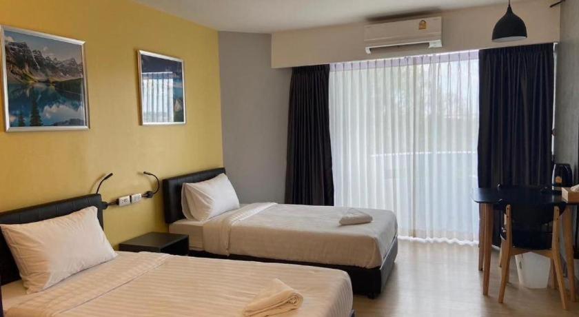 Dluxx Thammasat Hotel Pathumthani Kültér fotó